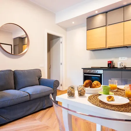 10' From The Sea, Elegant Loft With Private Veranda Cagliari