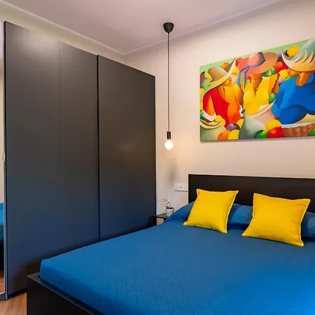 Appartement 10' From The Sea, Elegant Loft With Private Veranda