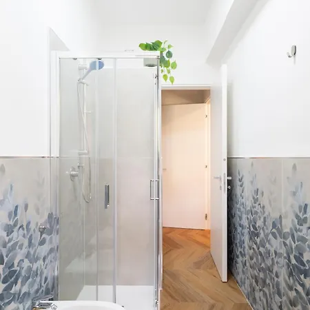Appartement 10' From The Sea, Elegant Loft With Private Veranda