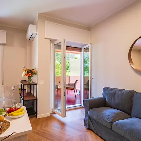 Appartement 10' From The Sea, Elegant Loft With Private Veranda *